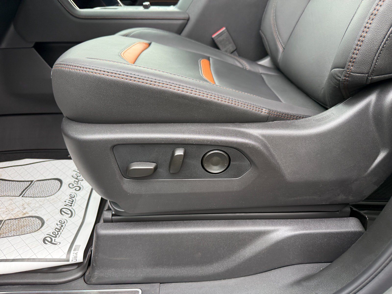 2026 GMC Sierra 2500HD AT4 - Photo 25