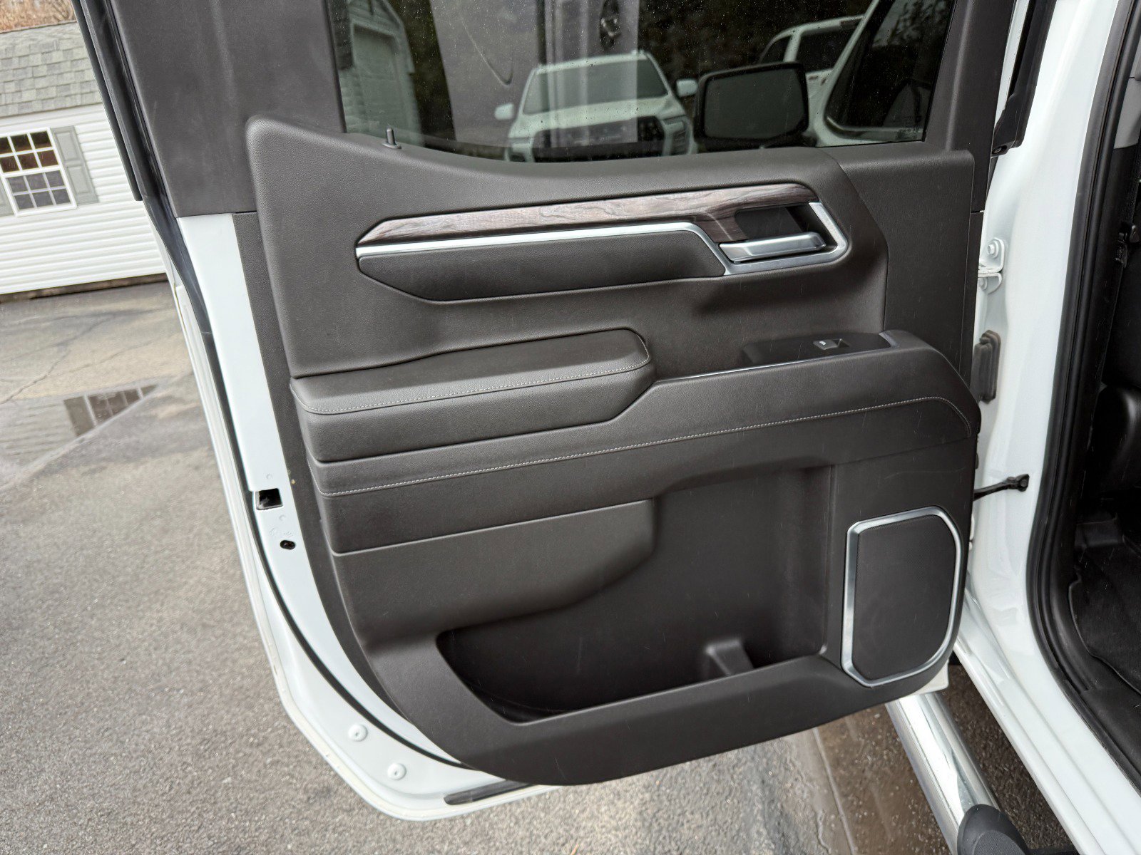 2022 Chevrolet Silverado 1500 LTZ - Photo 17