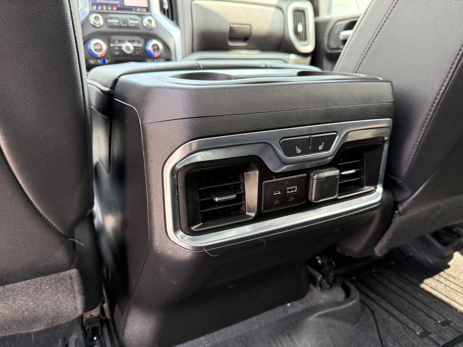 2019 GMC Sierra 1500 SLT - Photo 17