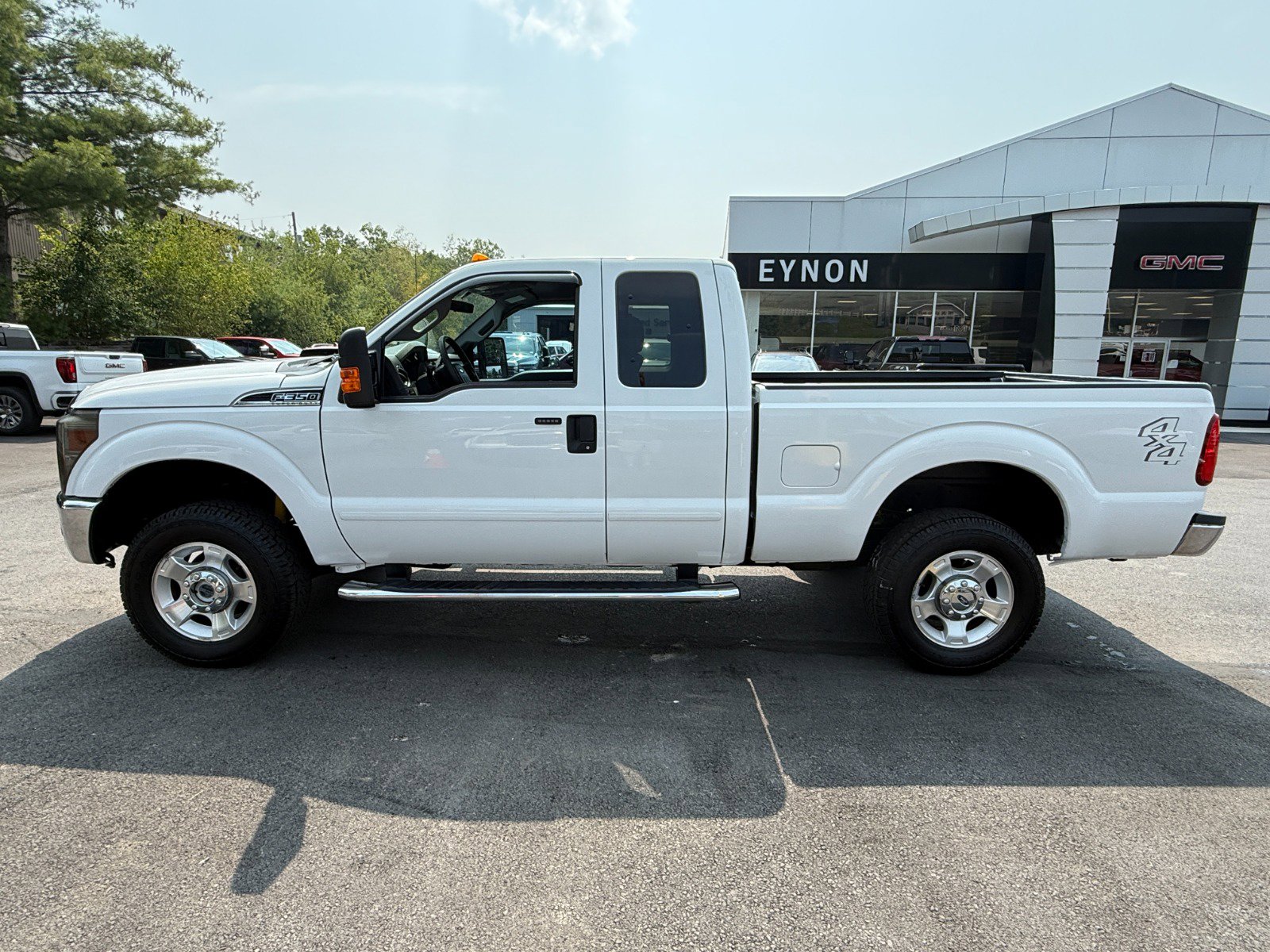 2012 Ford F-350 XL photo 2