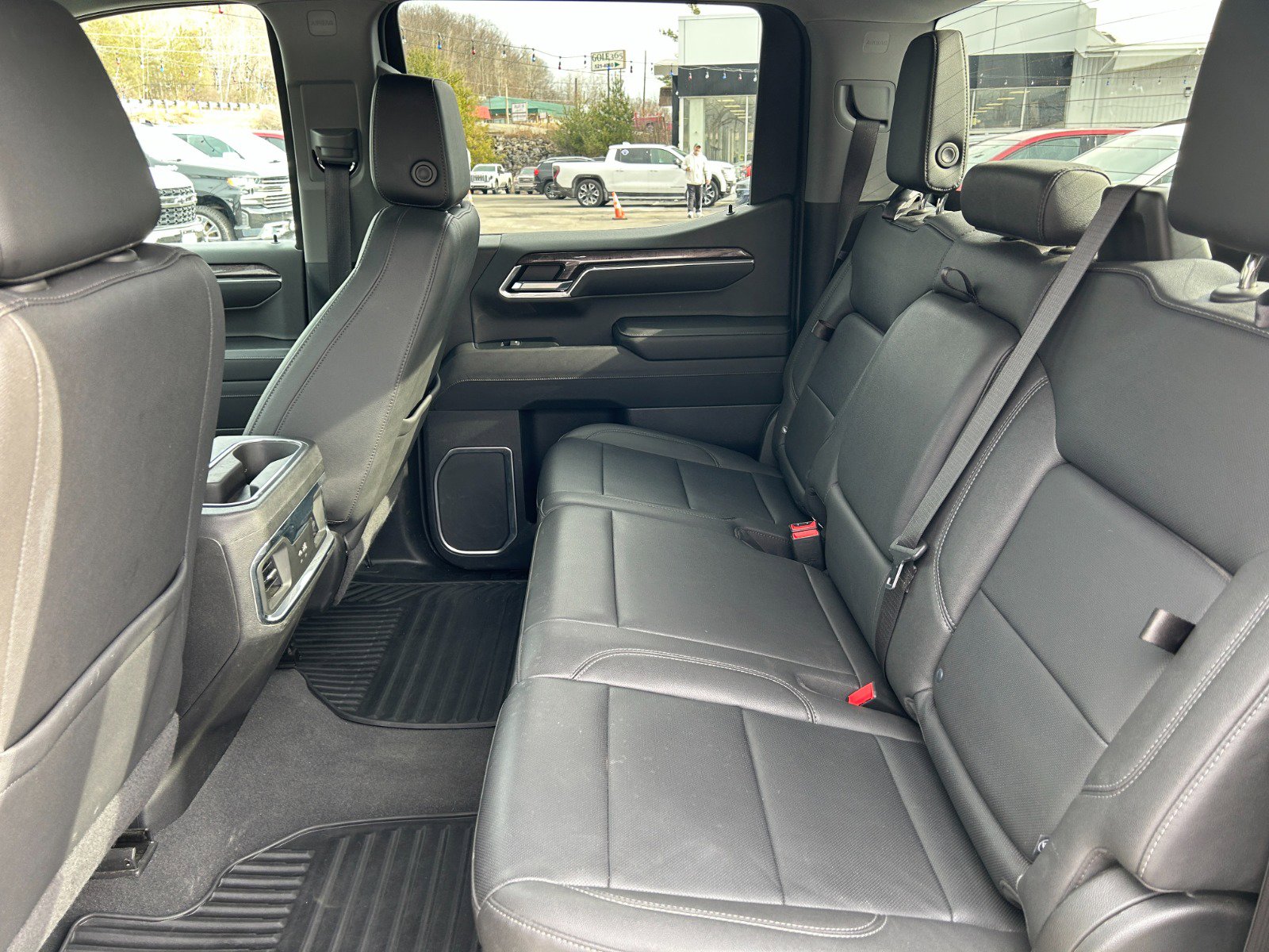 2023 Chevrolet Silverado 1500 LTZ - Photo 16