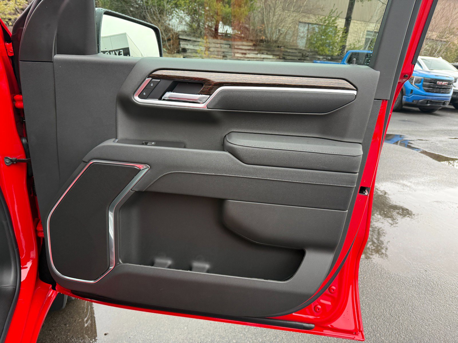 2026 GMC Sierra 1500 SLE - Photo 22