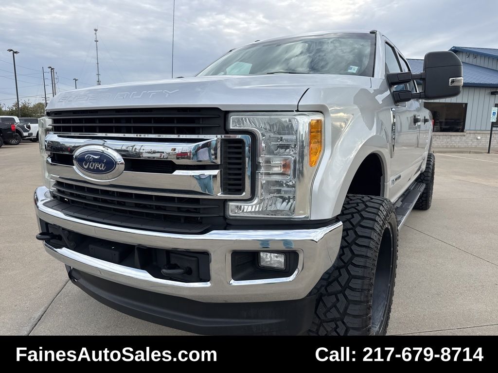 2017 Ford F-250 Super Duty XLT