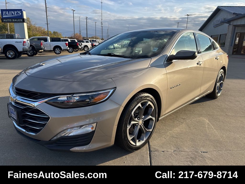 2023 Chevrolet Malibu 1LT photo 2