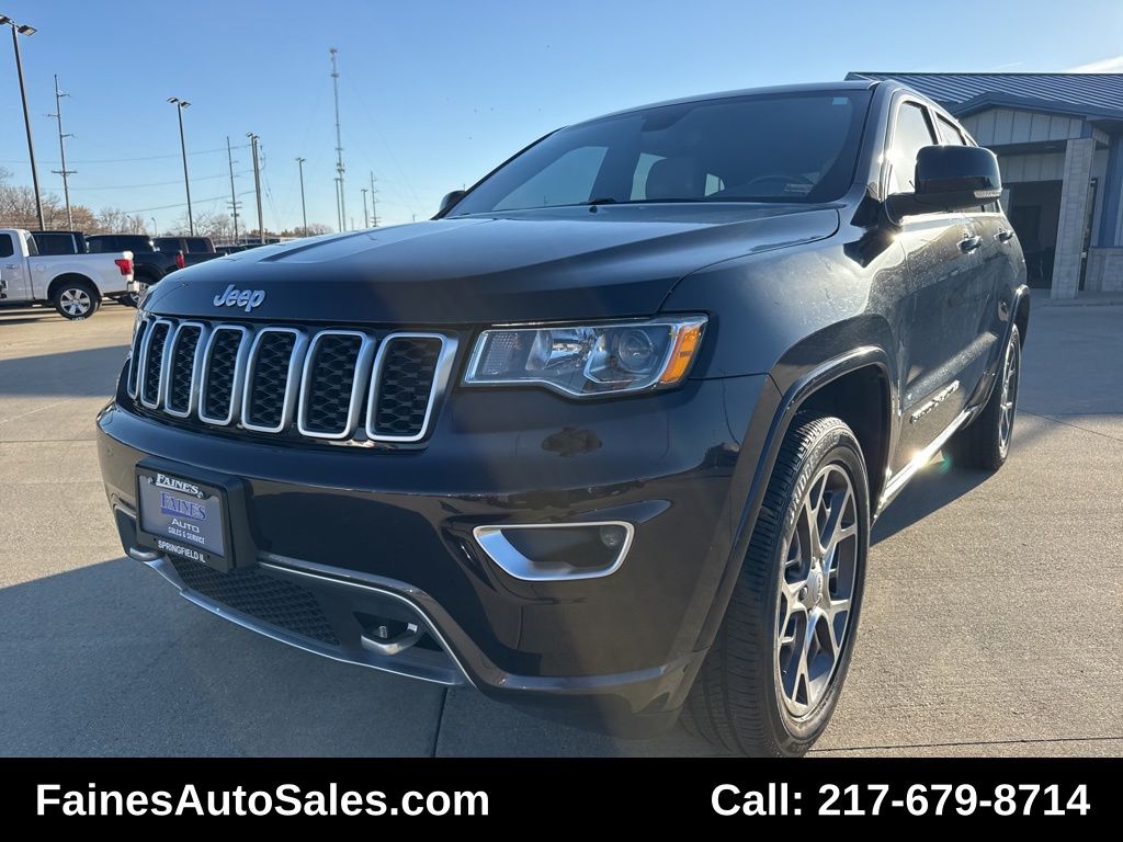 2018 Jeep Grand Cherokee Limited Sterling Edition's photo