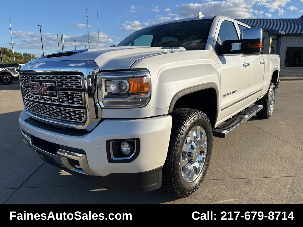 2018 Gmc Sierra Denali photo 2