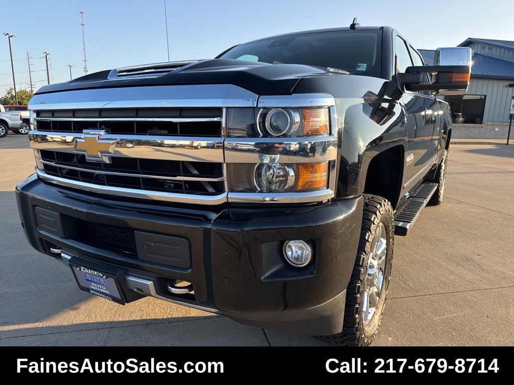 Used 2019 Chevrolet Silverado 2500HD High Country Truck Crew Cab