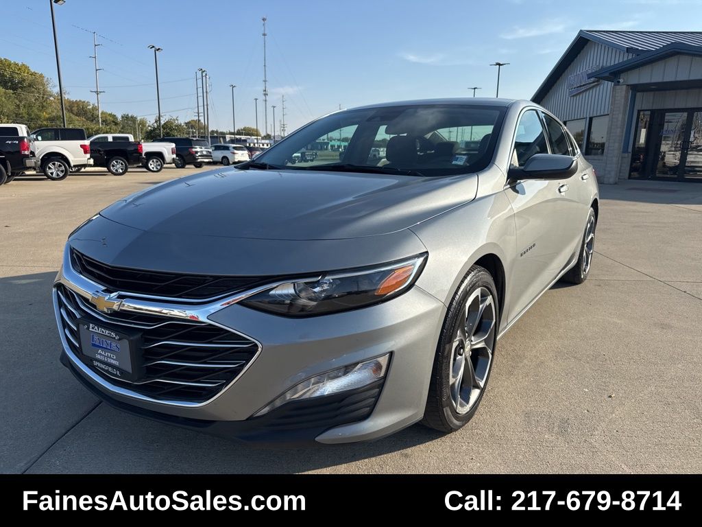 2023 Chevrolet Malibu 1LT photo 3