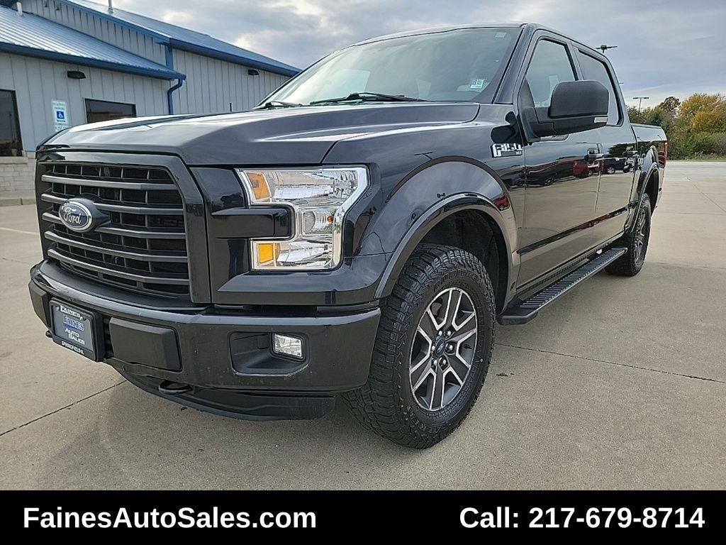2015 Ford F-150 XLT photo 2