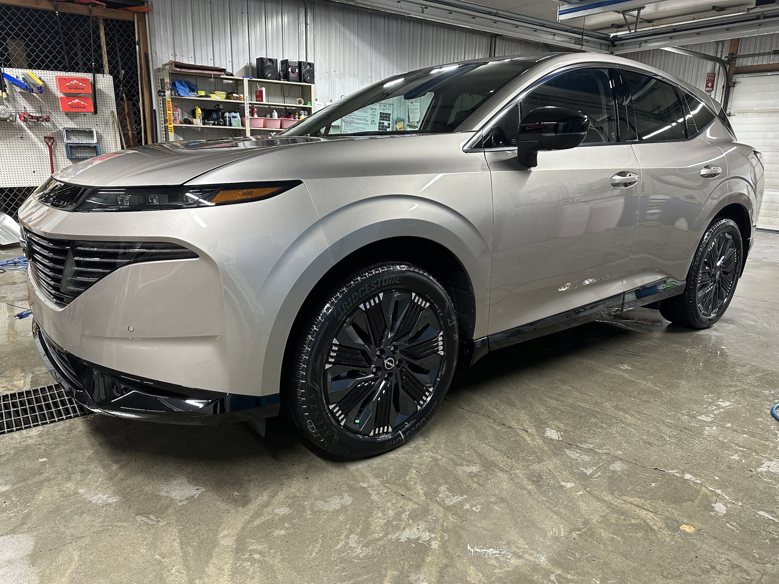 2026 Nissan Murano Platinum - Photo 3