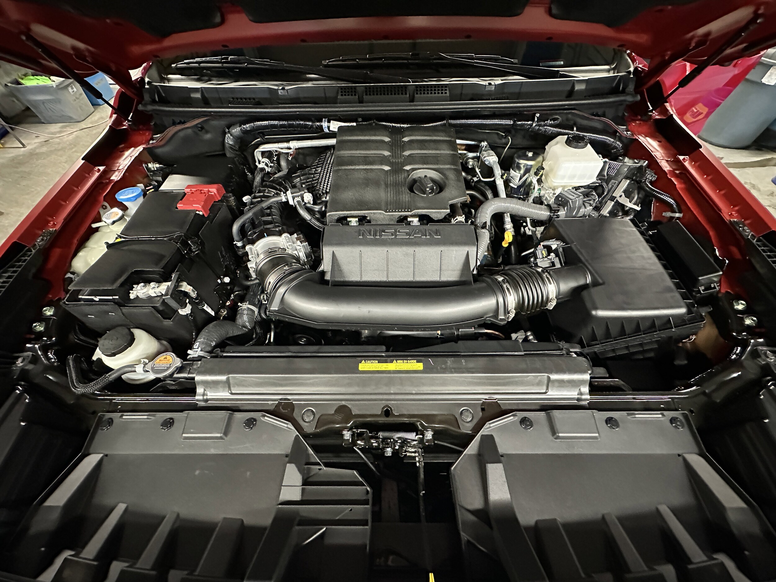 2025 Nissan Frontier PRO-4X photo 2