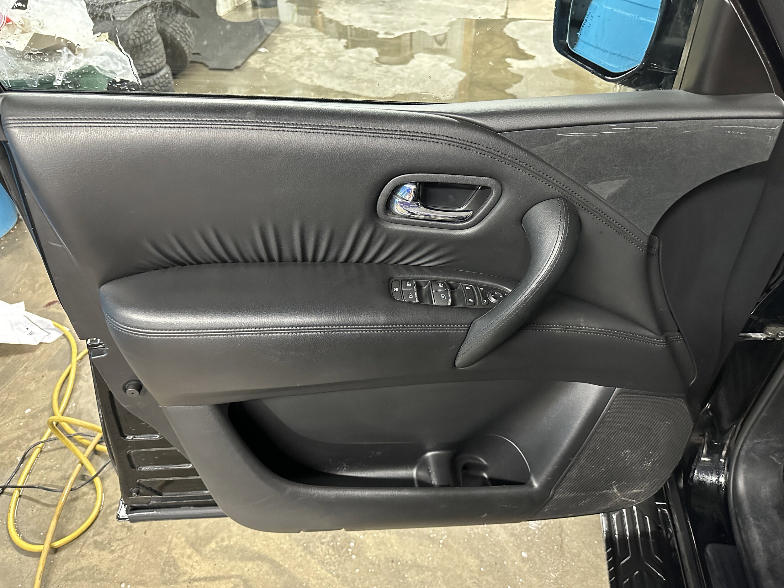 Image 4 of 2023 Nissan Armada SV 4x4
