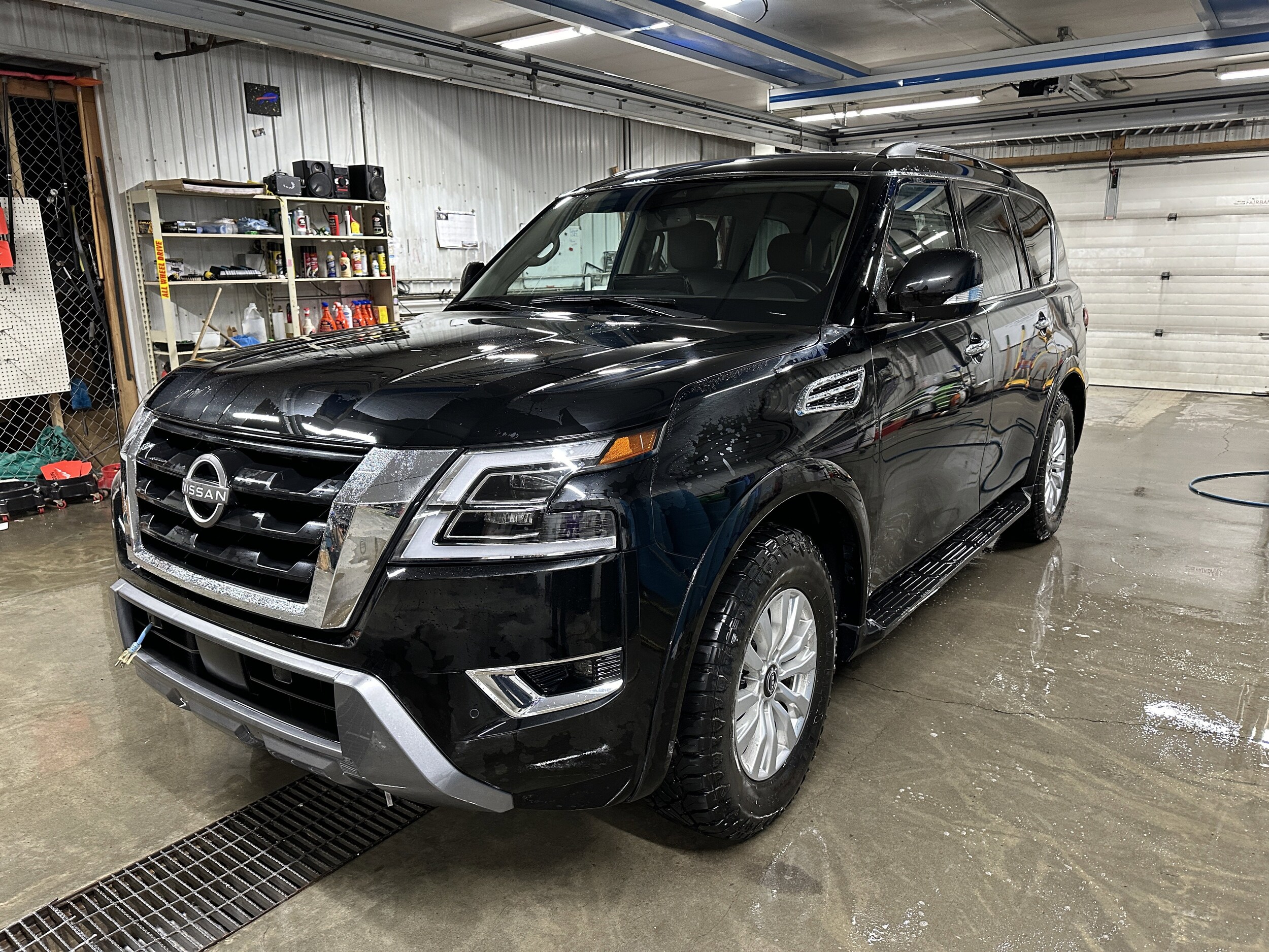 Image 3 of 2023 Nissan Armada SV 4x4