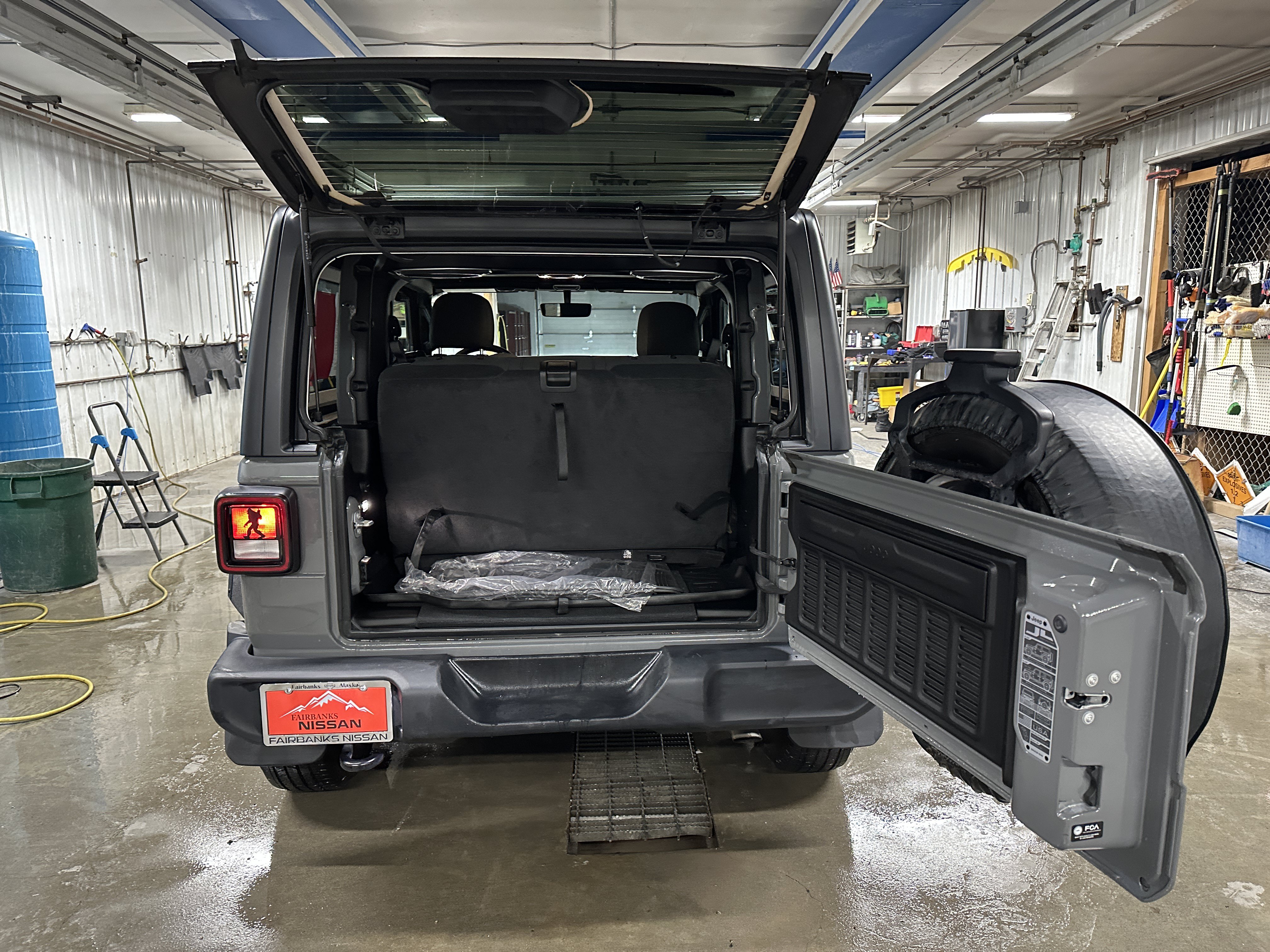 2022 Jeep Wrangler Sport S - Photo 12