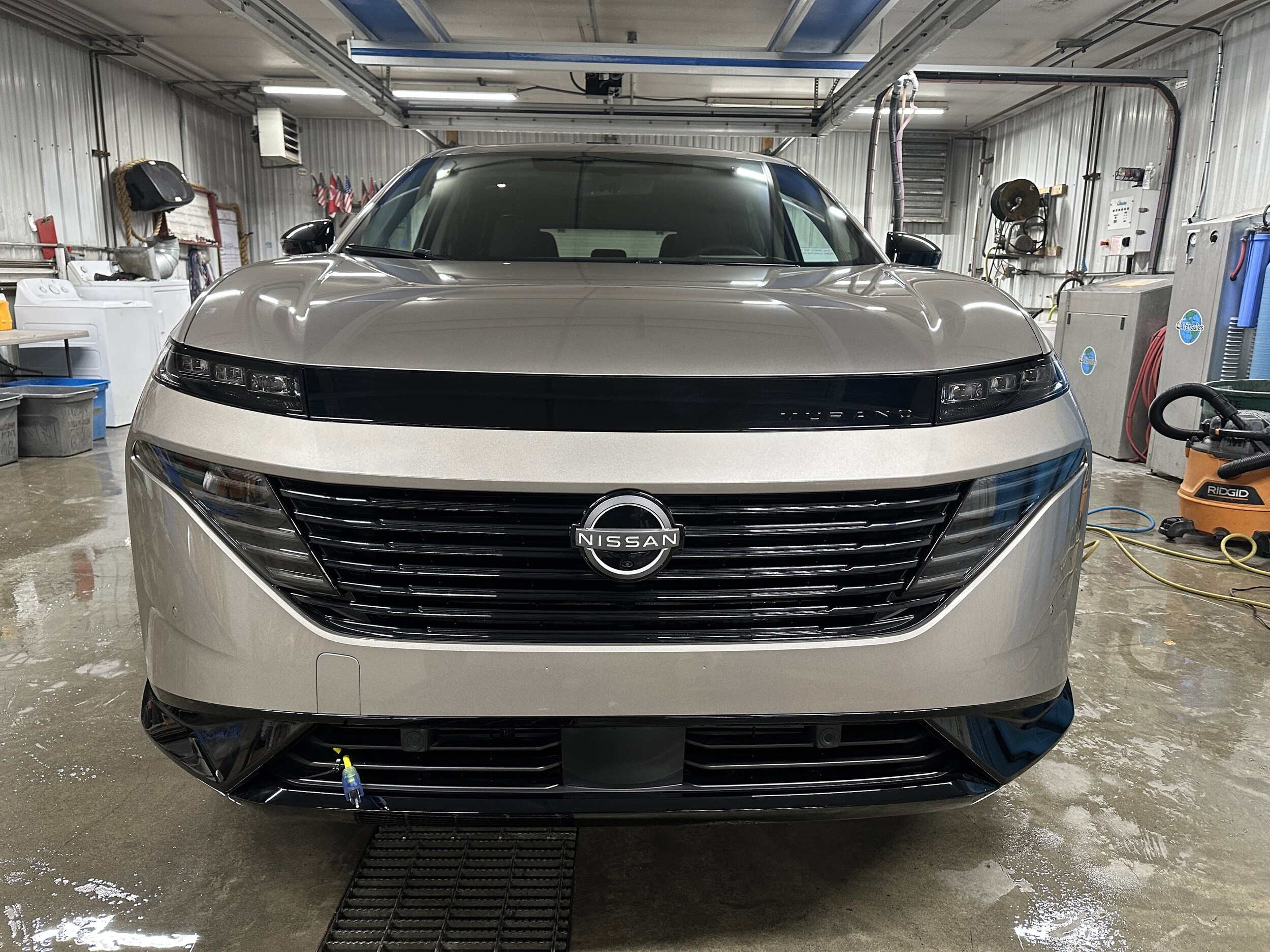 2026 Nissan Murano Platinum - Photo 2
