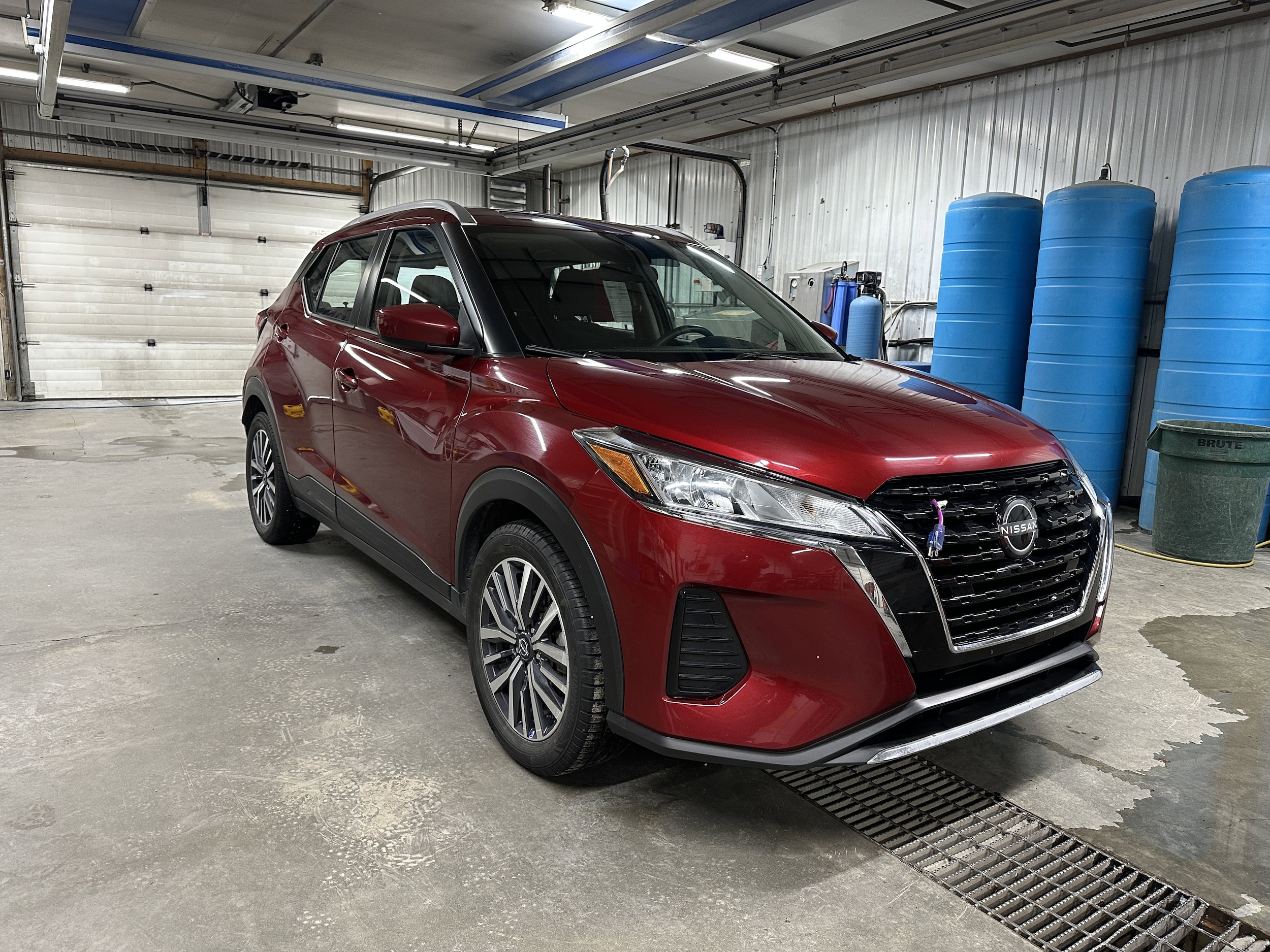 2022 Nissan Kicks SV FWD 