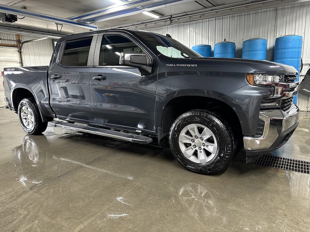 Used 2021 Chevrolet Silverado 1500 LT 4WD Crew Cab 147 LT w/1LT