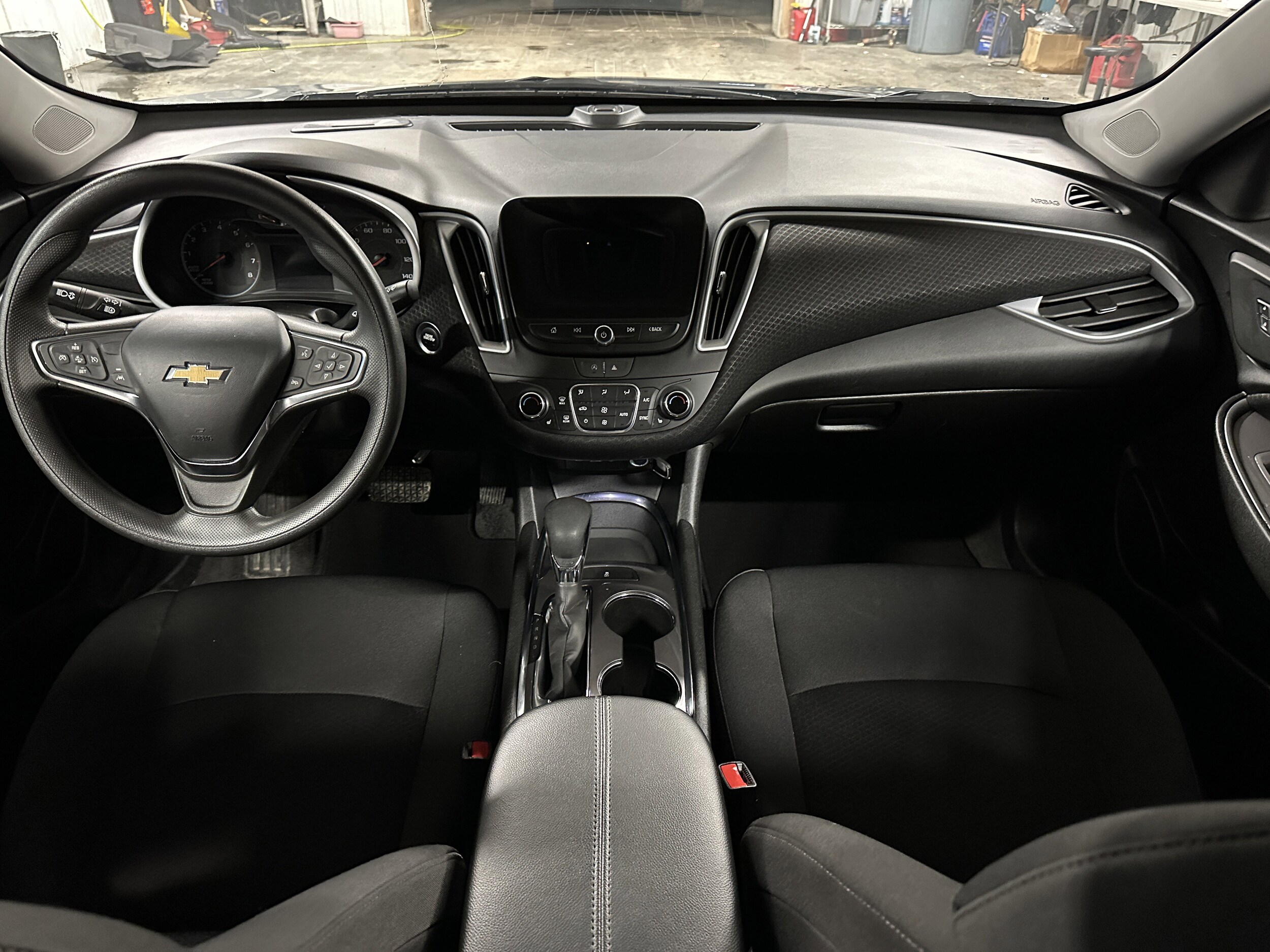 Image 10 of 2023 Chevrolet Malibu LT Sedan