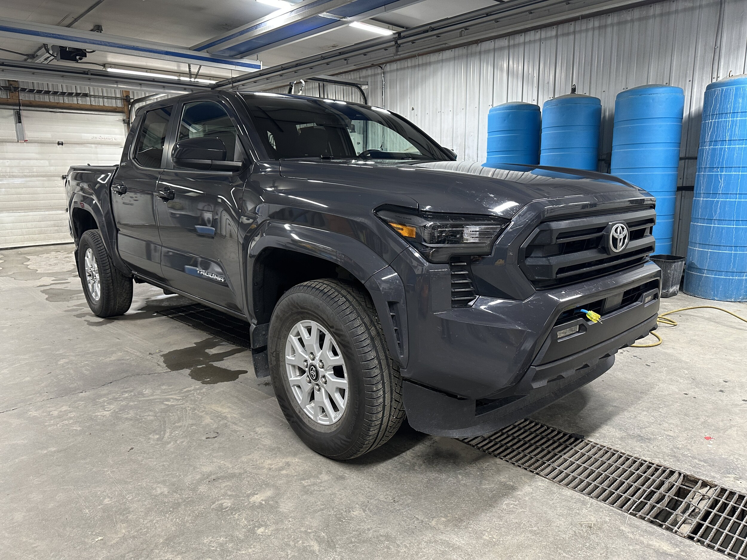 2025 Toyota Tacoma 4WD SR5