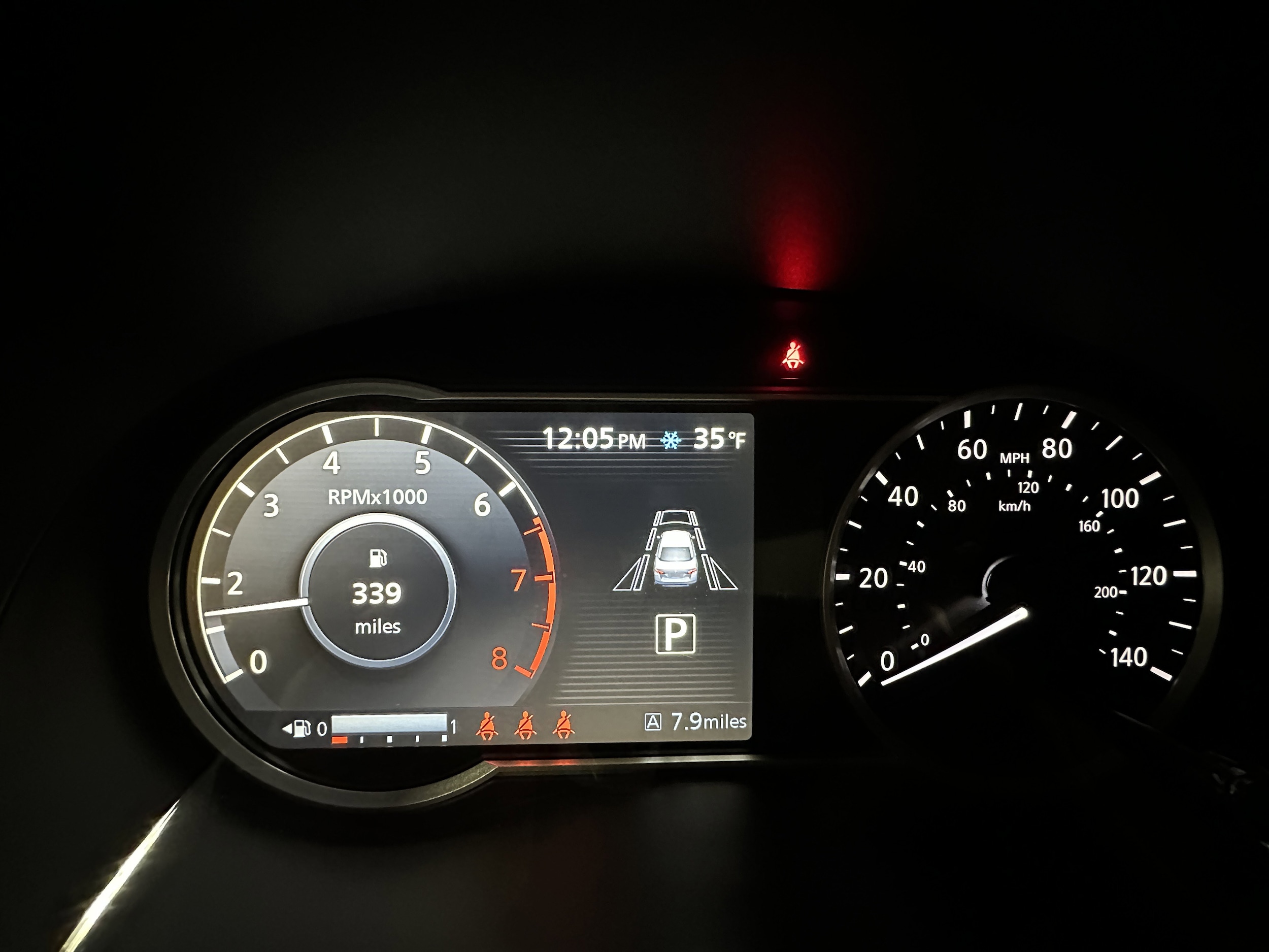 2025 Nissan Versa Sedan SV - Photo 7
