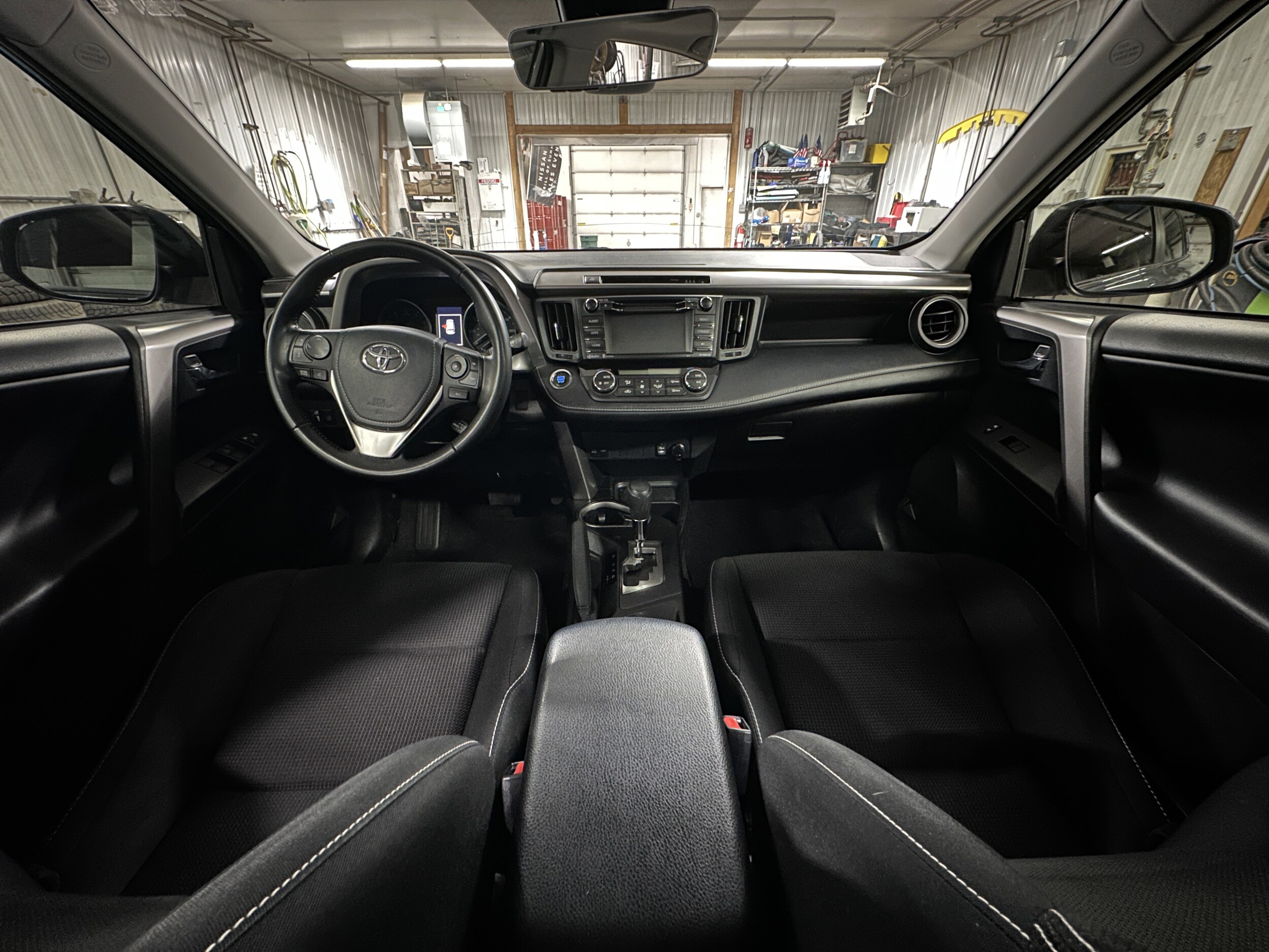 Image 6 of 2018 Toyota RAV4