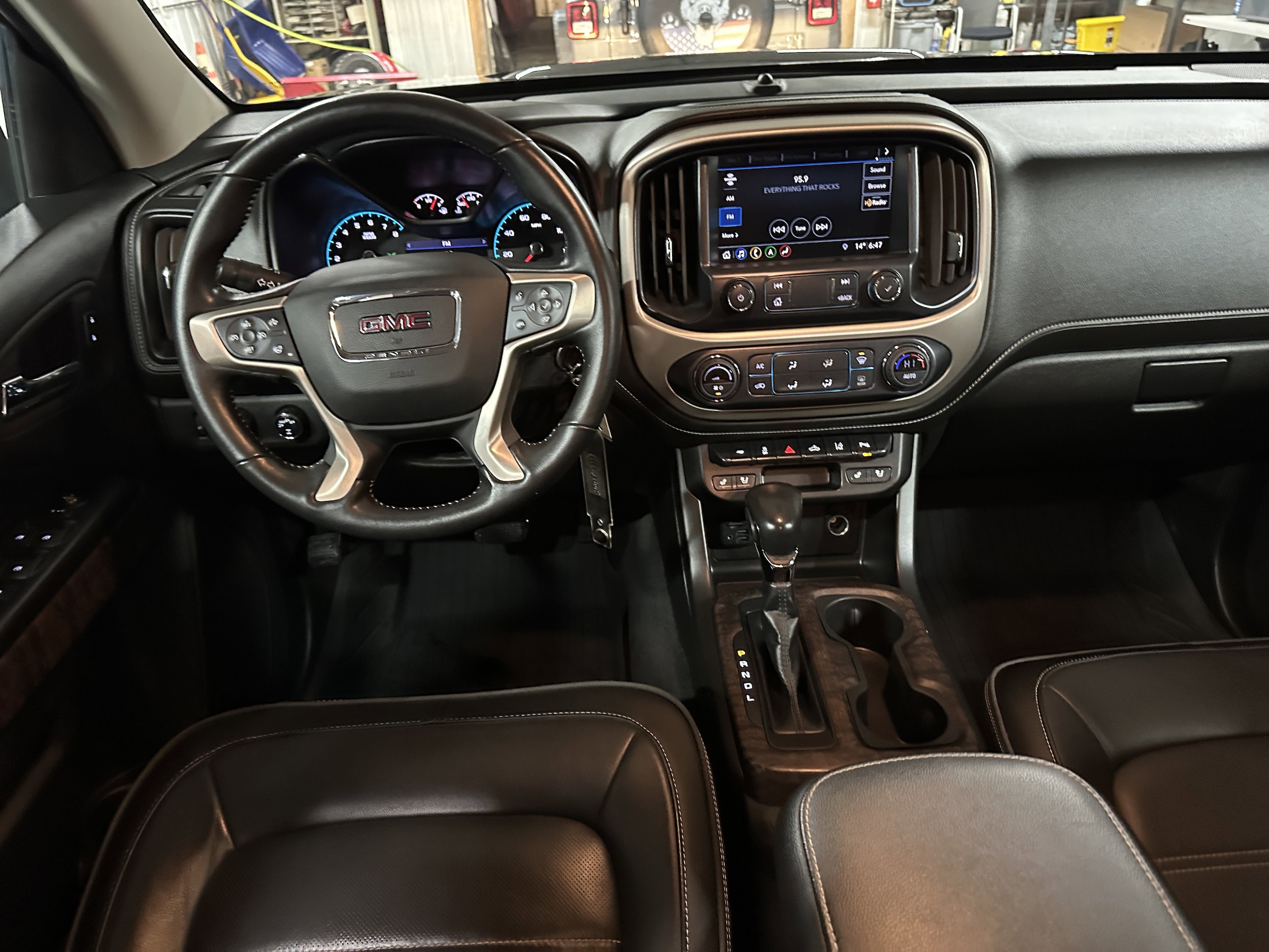 2022 GMC Canyon Denali - Photo 6
