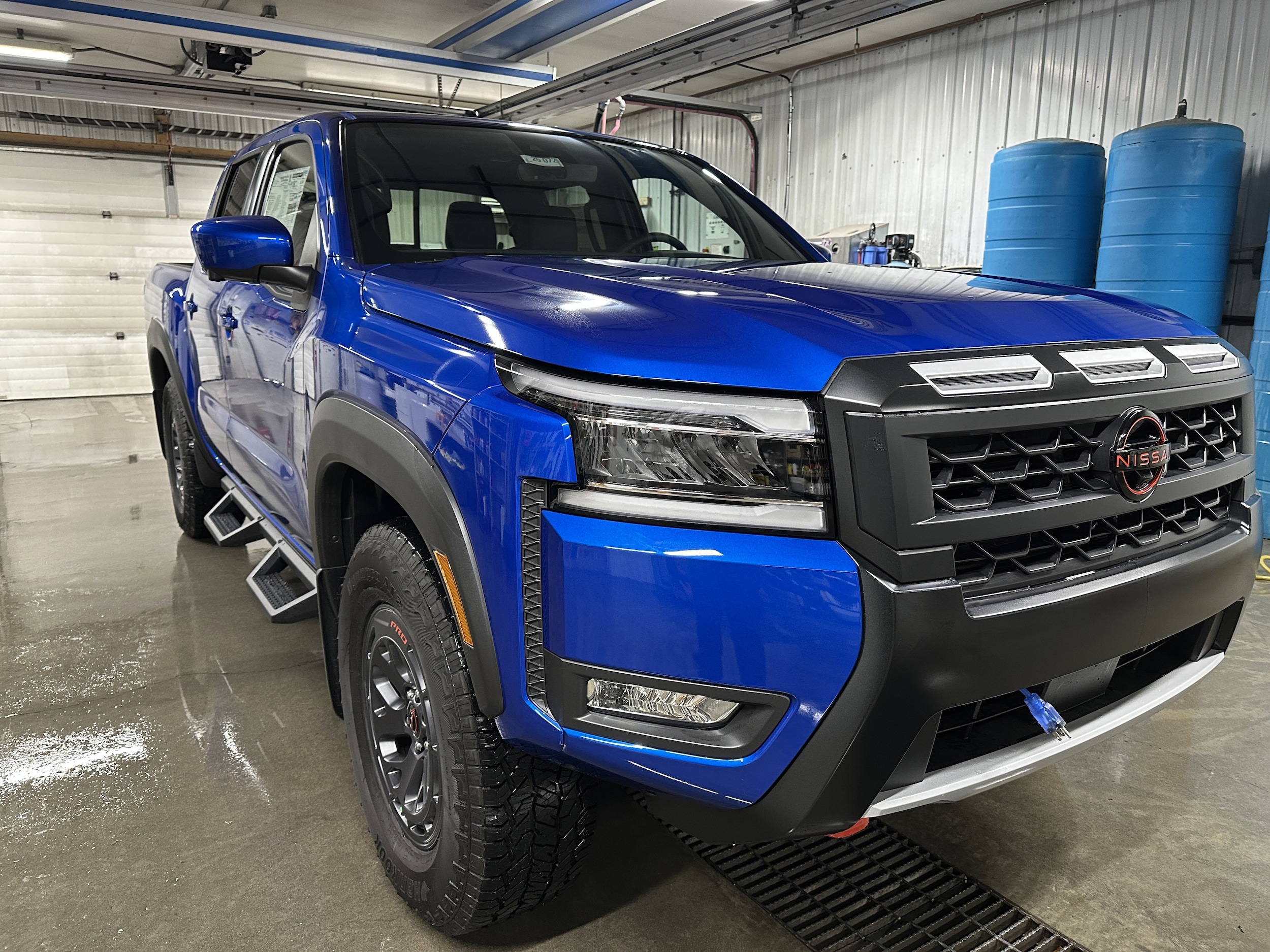 2025 Nissan Frontier Crew Cab 4x4 PRO-4X 