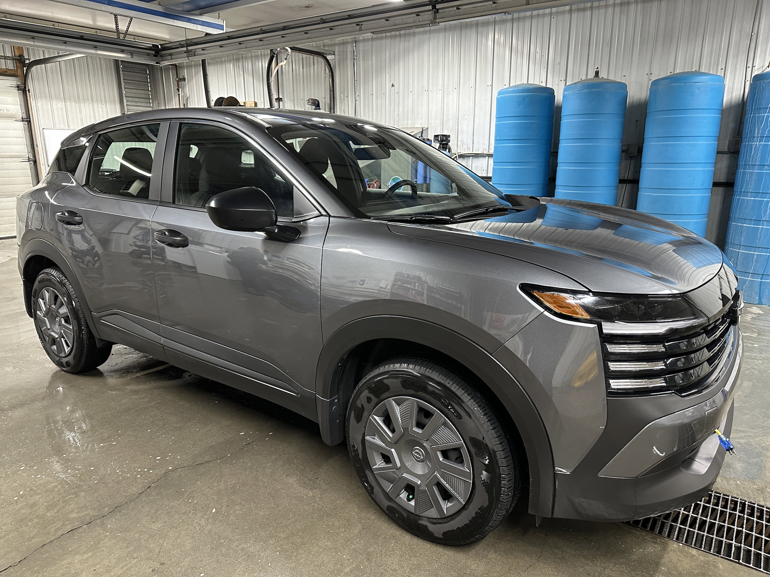 2025 Nissan Kicks S AWD