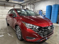 2025 Nissan Versa SV SV CVT