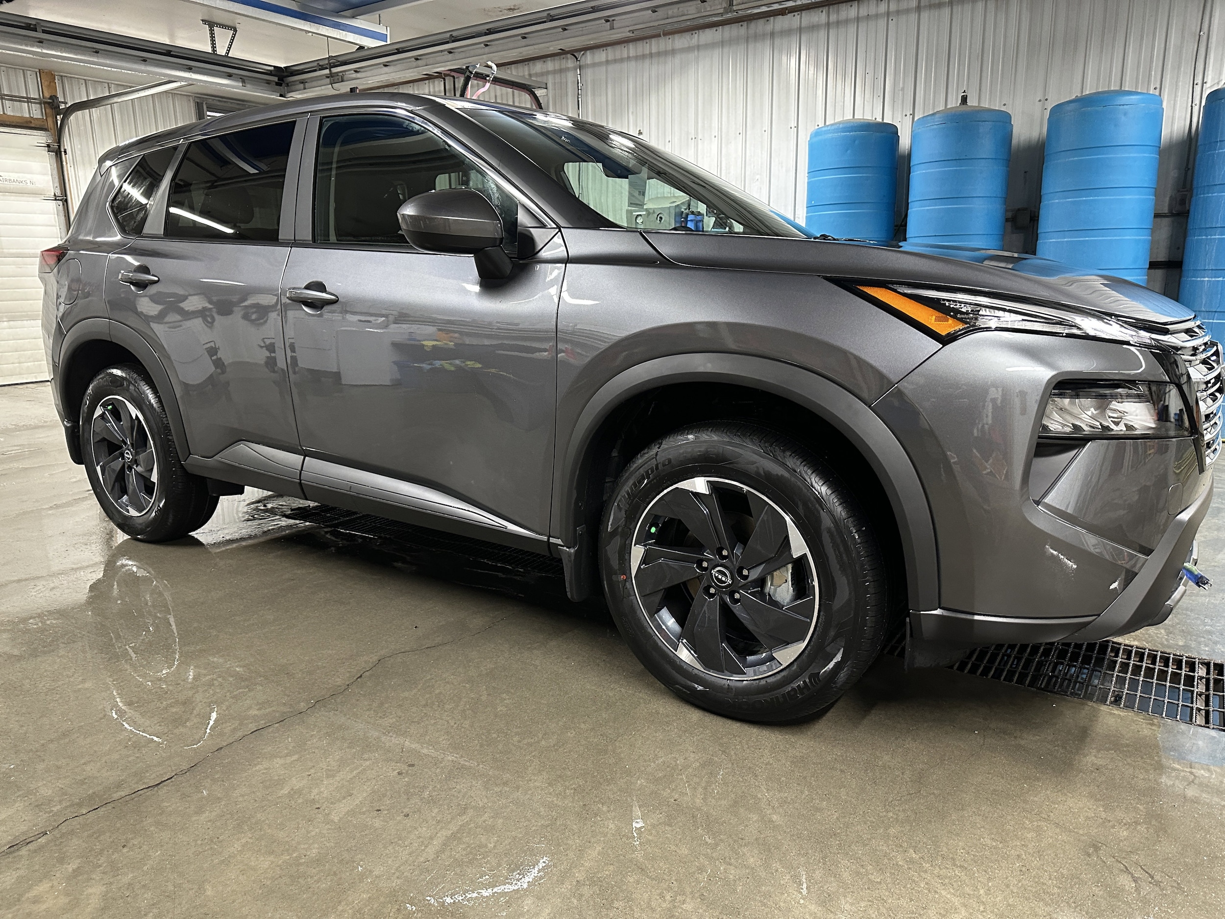 2026 Nissan Rogue SV's photo