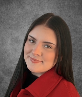 Staff member Kelsey Wade from ID_63a80a9b072e