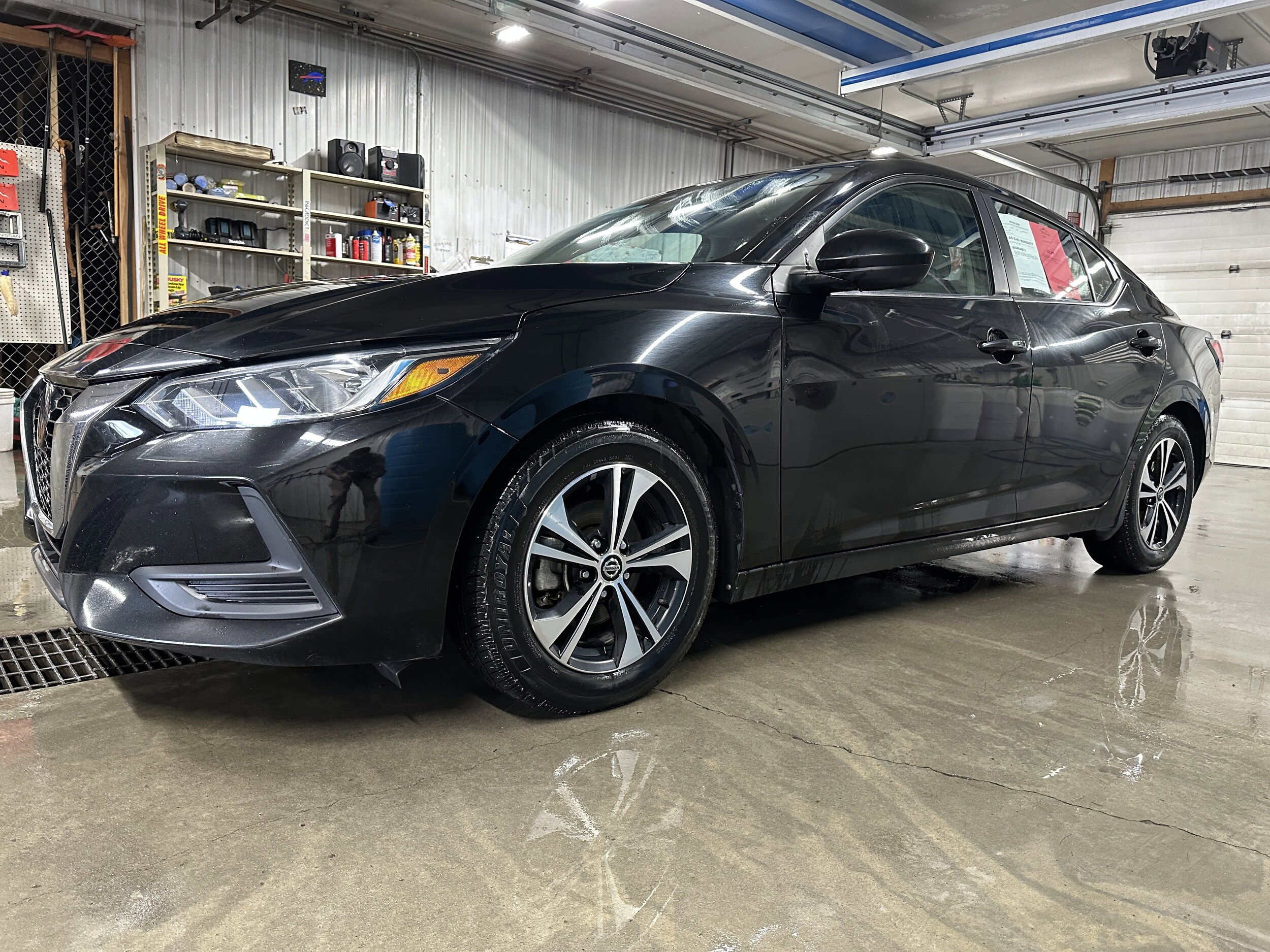 2023 Nissan Sentra SV photo 3