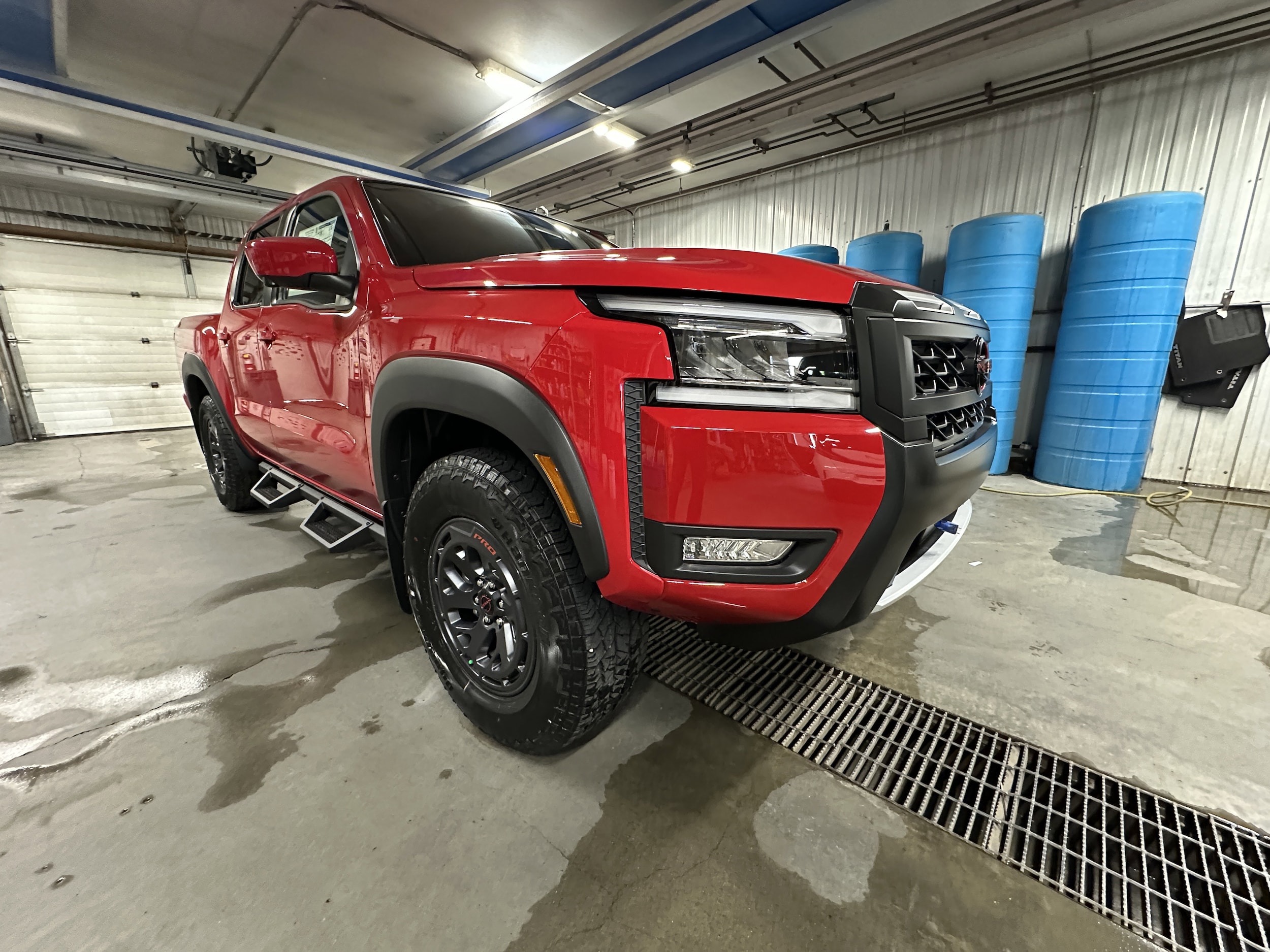 2025 Nissan Frontier Crew Cab 4x4 PRO-4X 