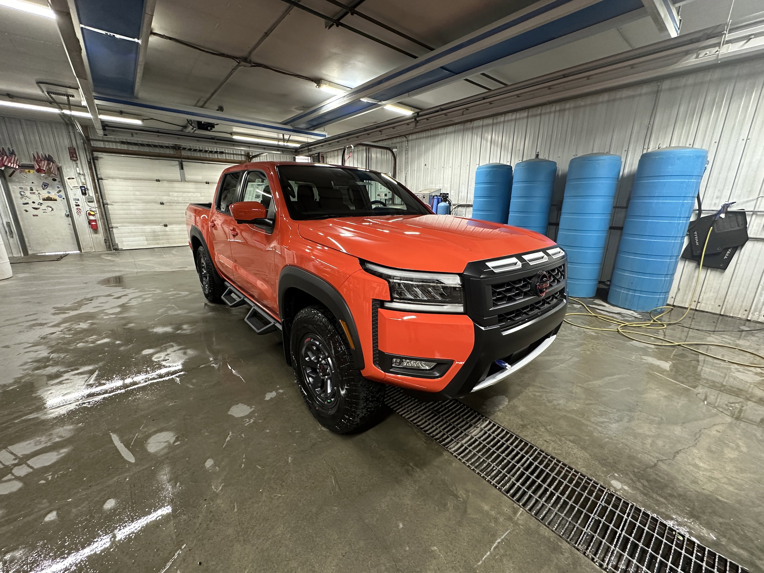 2025 Nissan Frontier Crew Cab 4x4 PRO-4X 