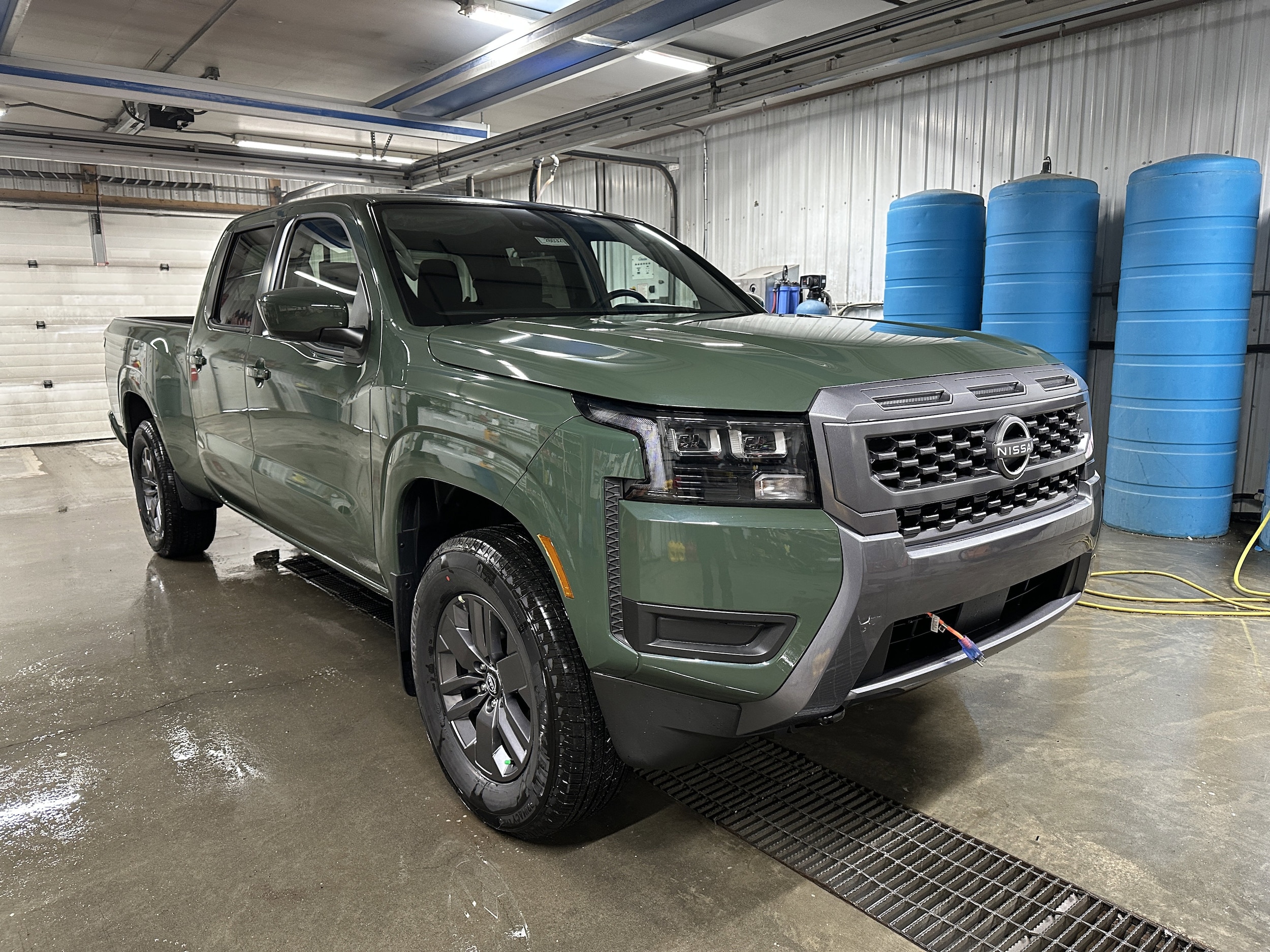 2026 Nissan Frontier Crew Cab 4x4 Long Bed SV 