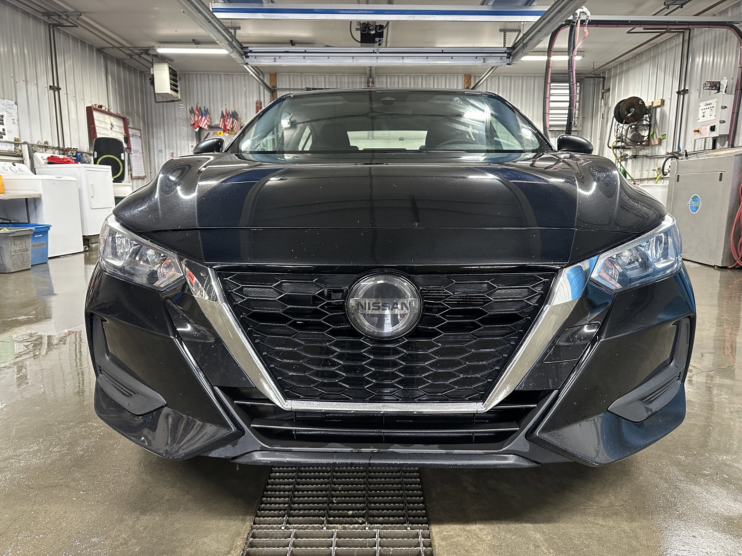 2023 Nissan Sentra SV photo 2