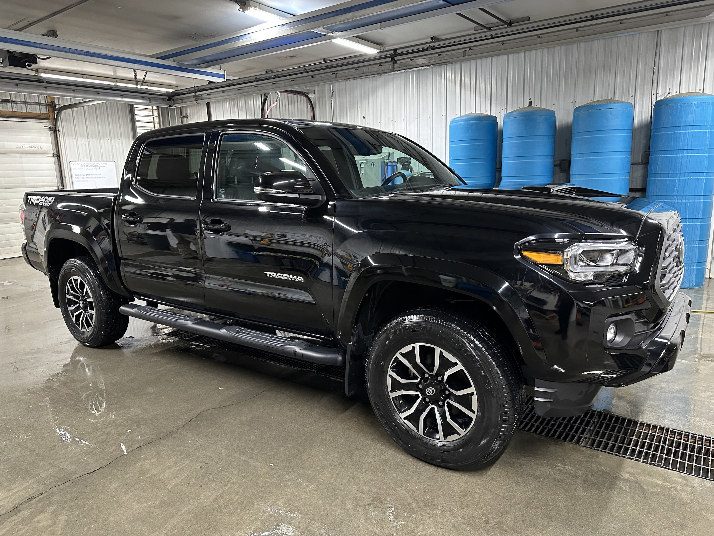 2023 Toyota Tacoma TRD Sport's photo