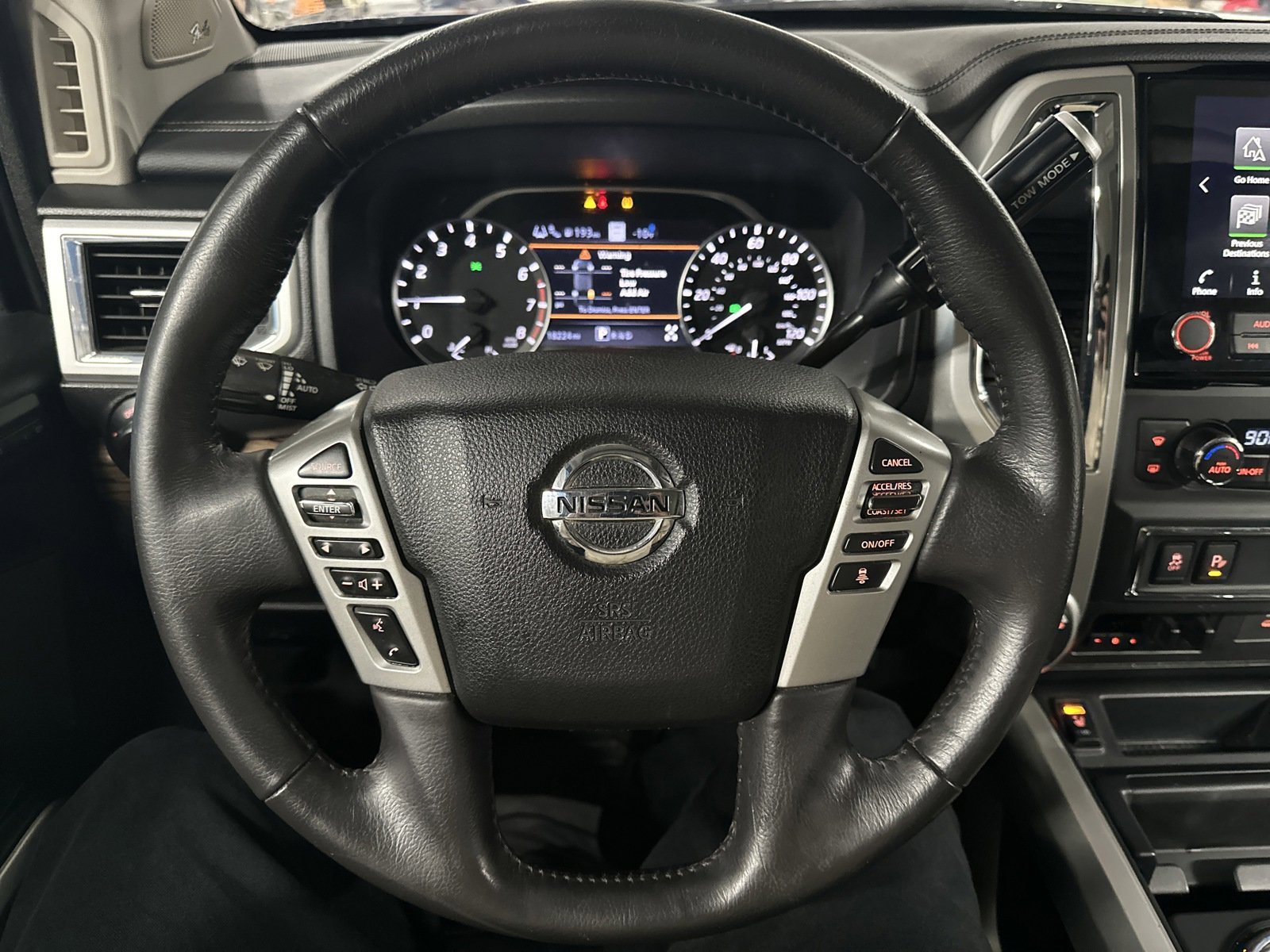 Image 6 of 2020 Nissan Titan SL 4x4 Crew Cab