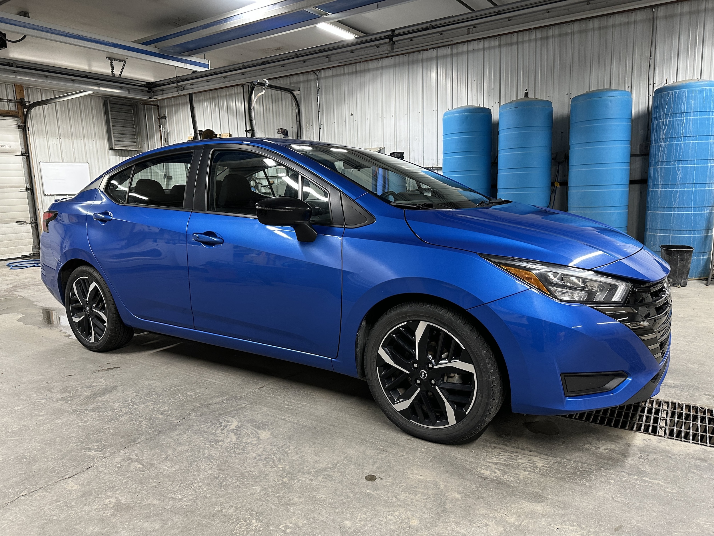 2024 Nissan Versa SR CVT 