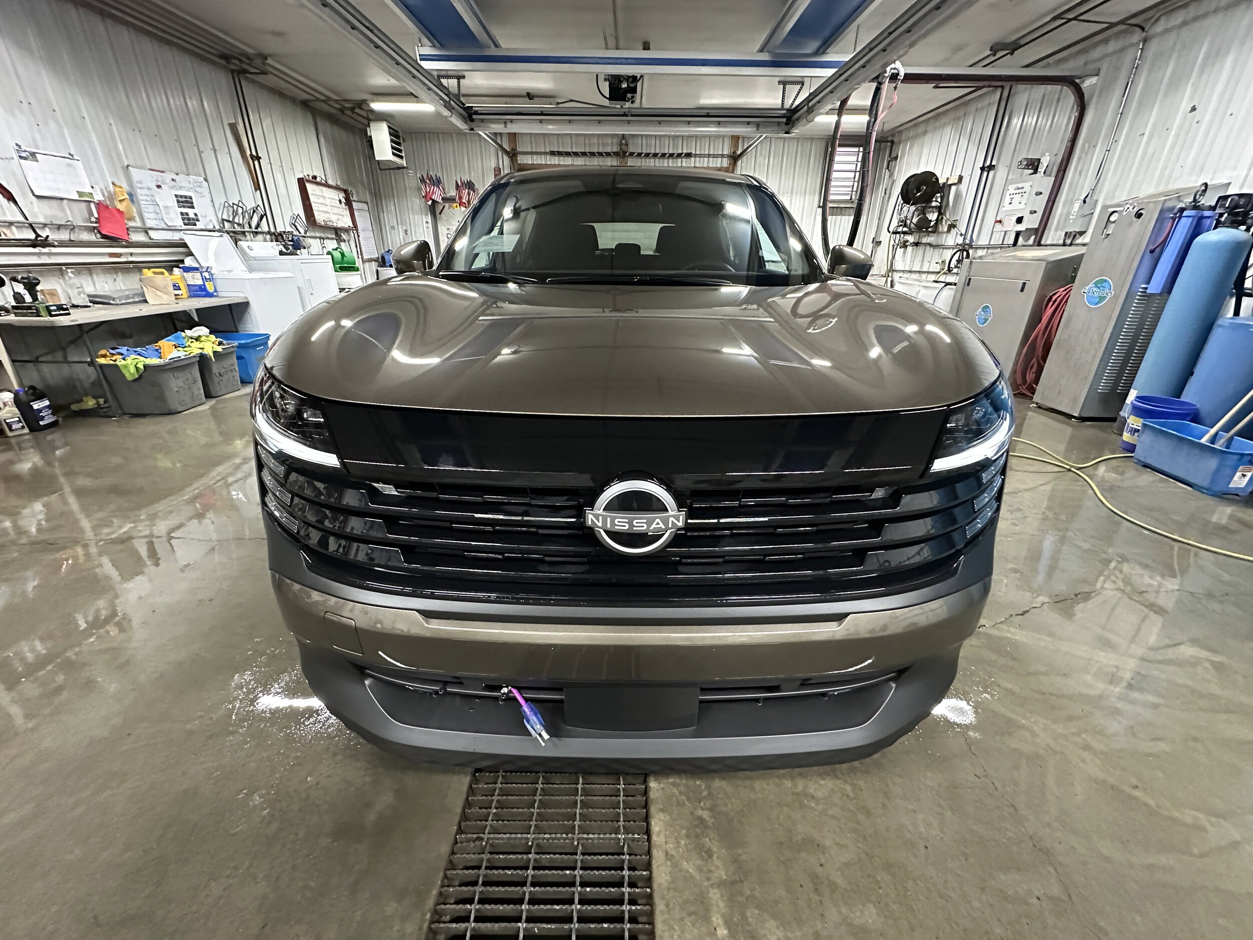 2025 Nissan Kicks SV photo 2