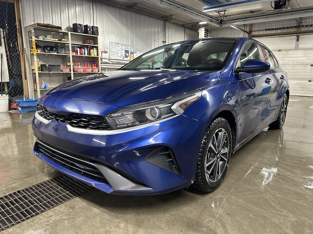 Used 2023 Kia Forte LXS LXS IVT