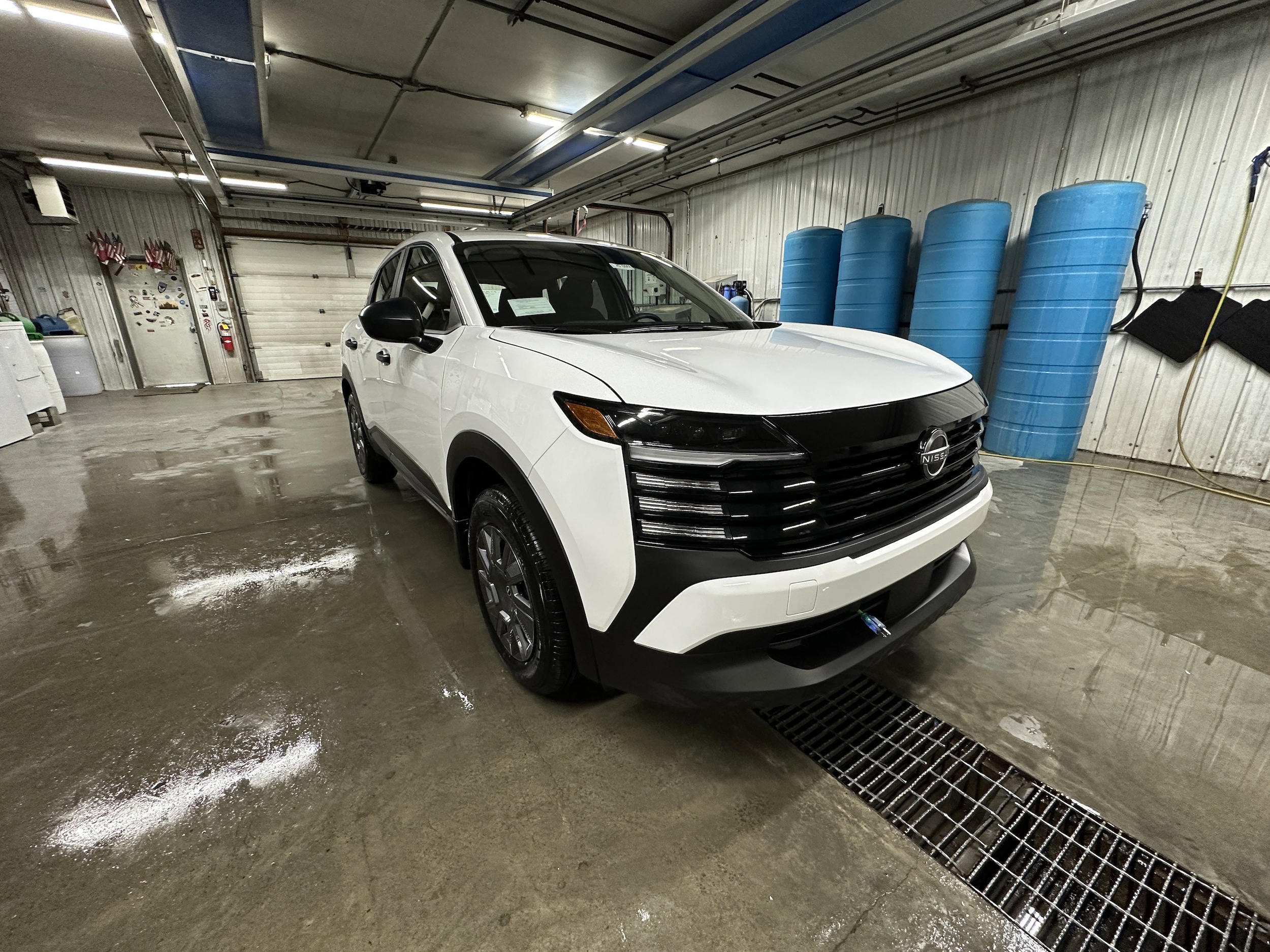 2025 Nissan Kicks S AWD 