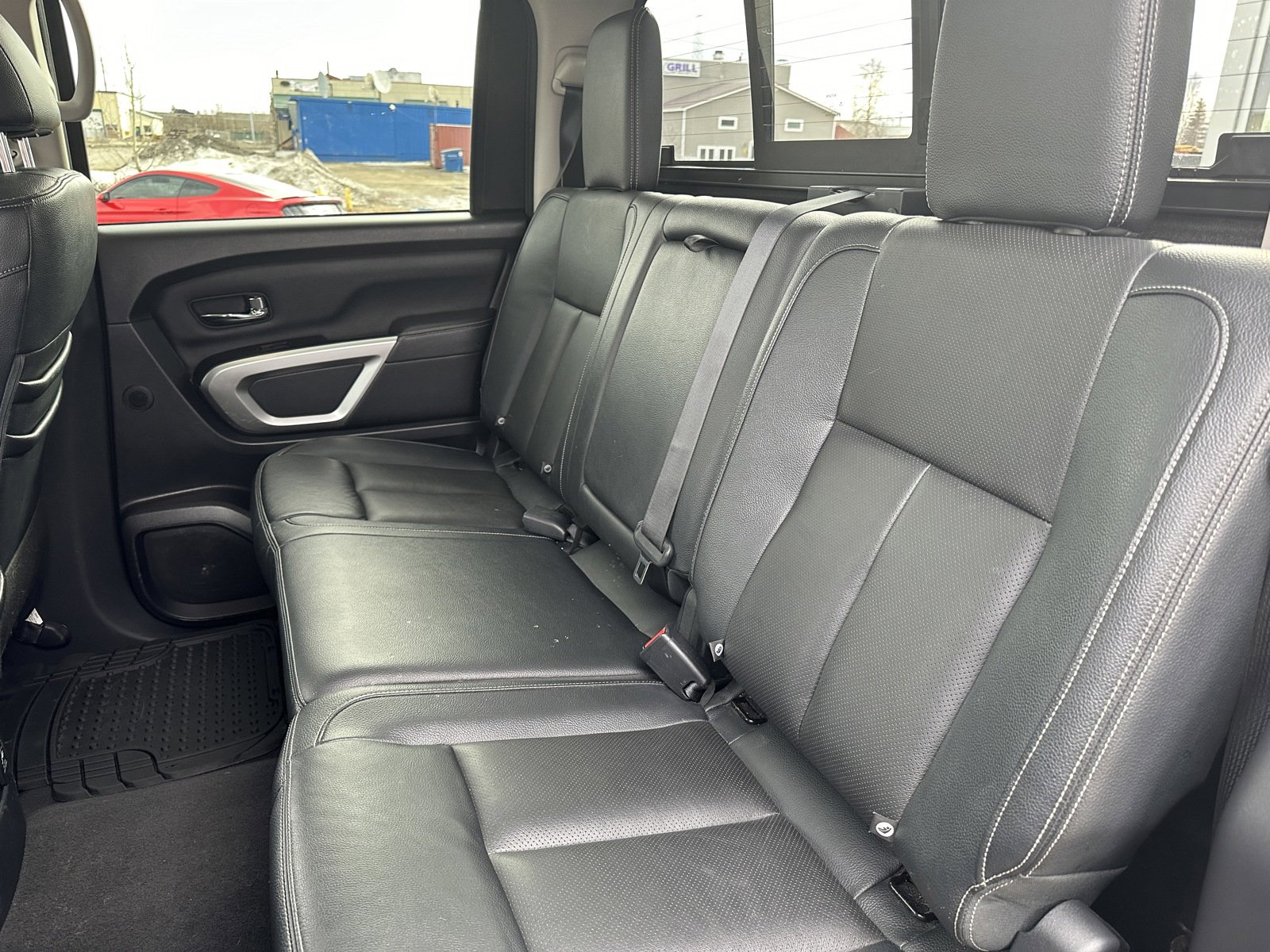 Image 10 of 2020 Nissan Titan SL 4x4 Crew Cab