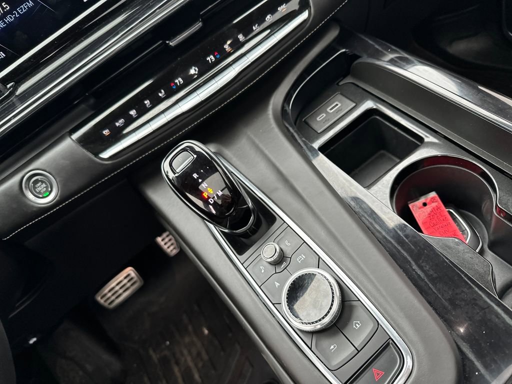 2024 Cadillac Escalade V-Series - Photo 18