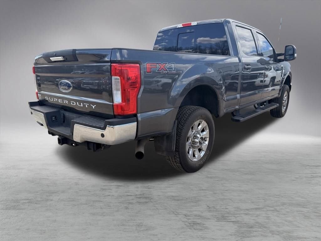Used 2019 Ford F-250 Lariat Truck