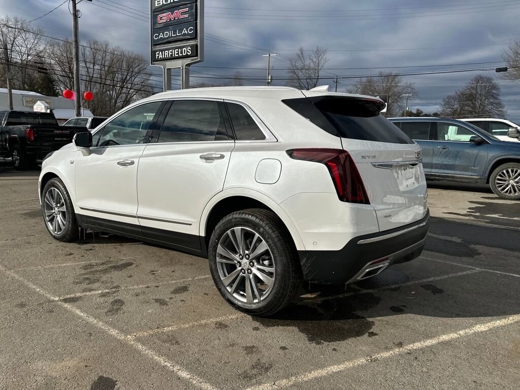 New 2026 CADILLAC XT5 Premium Luxury SUV