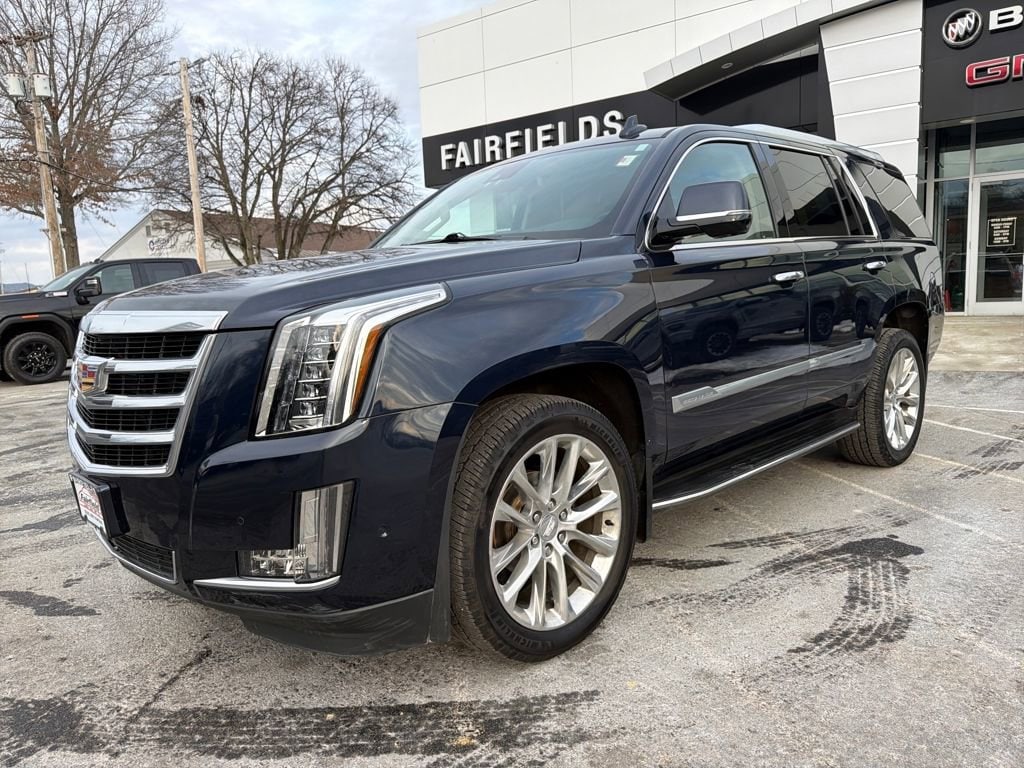2020 Cadillac Escalade Luxury's photo
