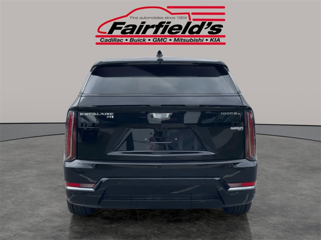 2025 Cadillac Escalade IQ Sport photo 3