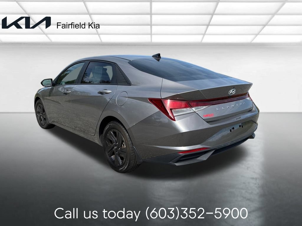 Used 2022 Hyundai Elantra SEL Sedan