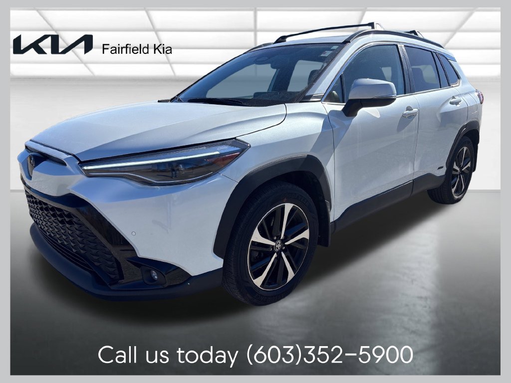  Toyota Corolla Cross Hybrid